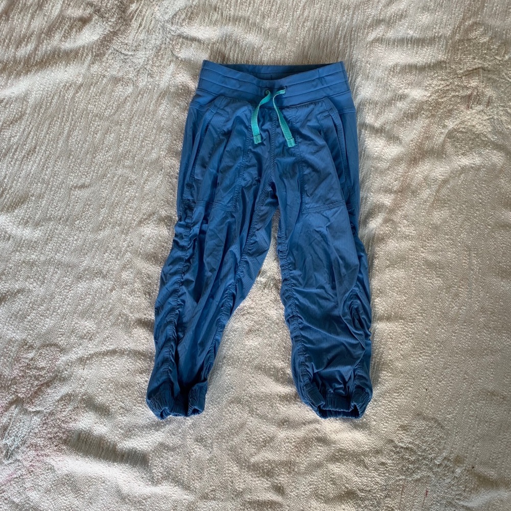 ivivva capris size 8